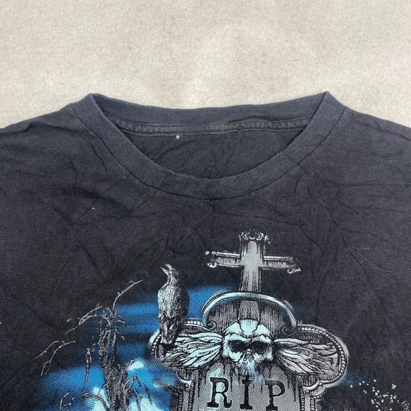 RIP Undead Skeleton Graphic Tee Thrifted Vintage Style Size L - Picture 11 of 12